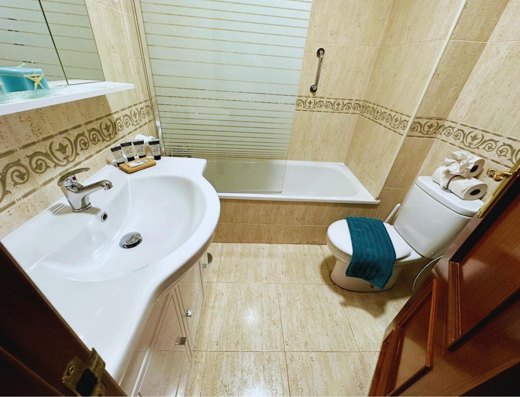 Benalmarina Sea View Apartments Benalmádena Zewnętrze zdjęcie